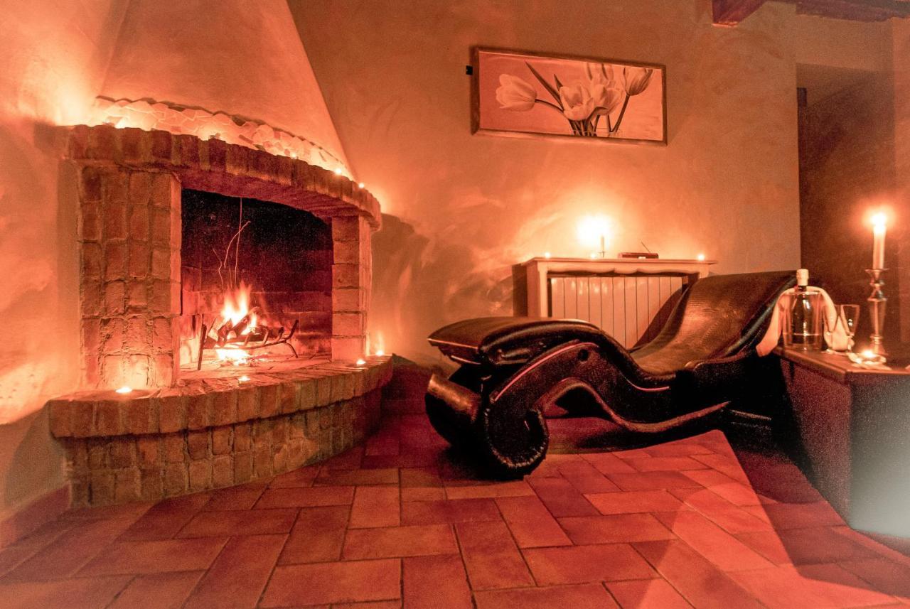 Il Nido D'Amore - Lorenzana Colombaie Bed & Breakfast Luaran gambar