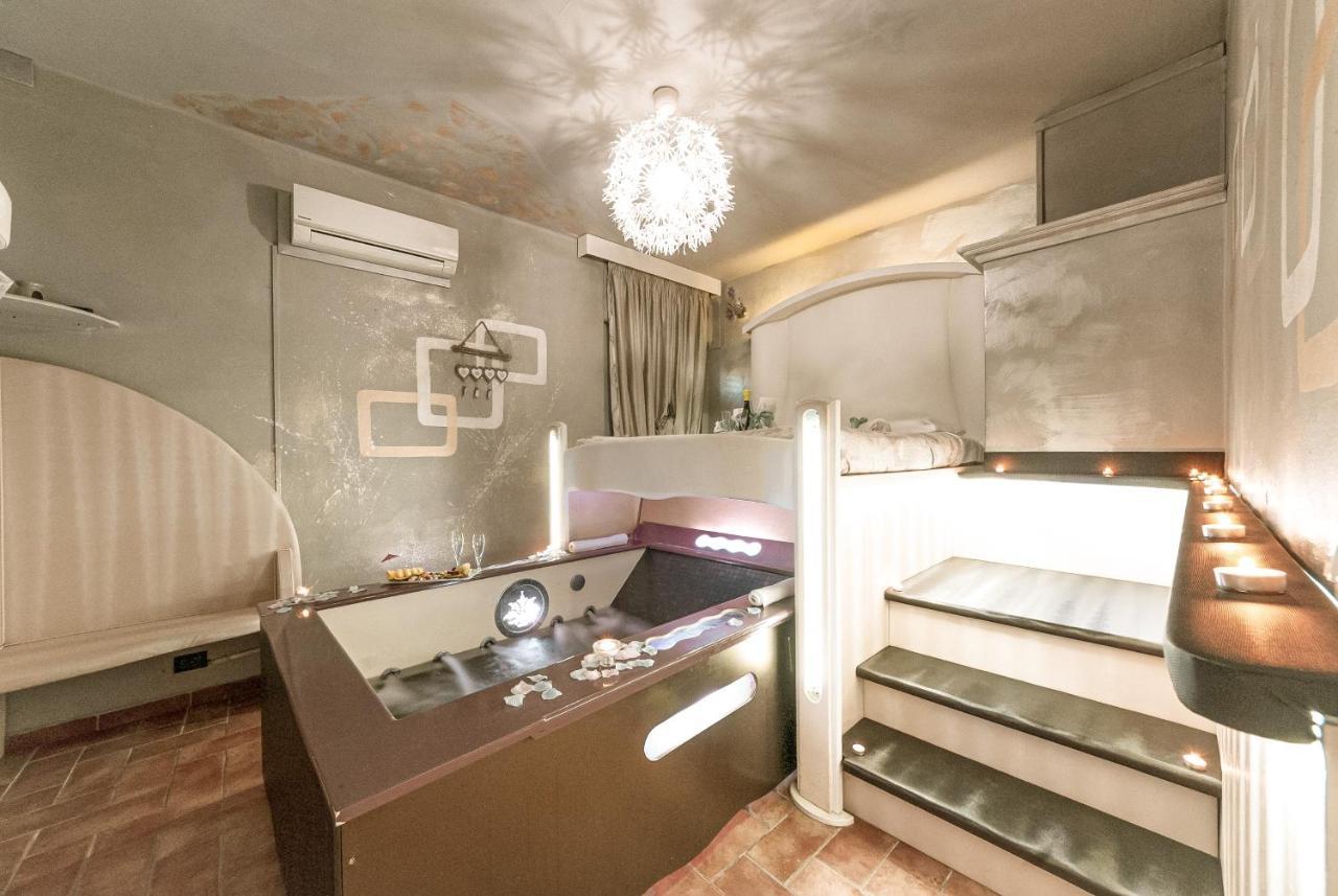 Il Nido D'Amore - Lorenzana Colombaie Bed & Breakfast Luaran gambar