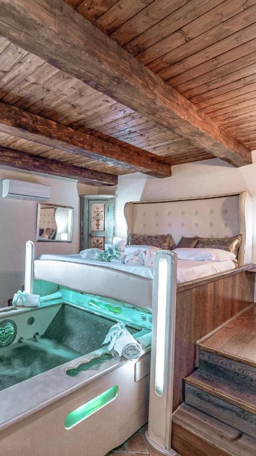 Il Nido D'Amore - Lorenzana Colombaie Bed & Breakfast Luaran gambar