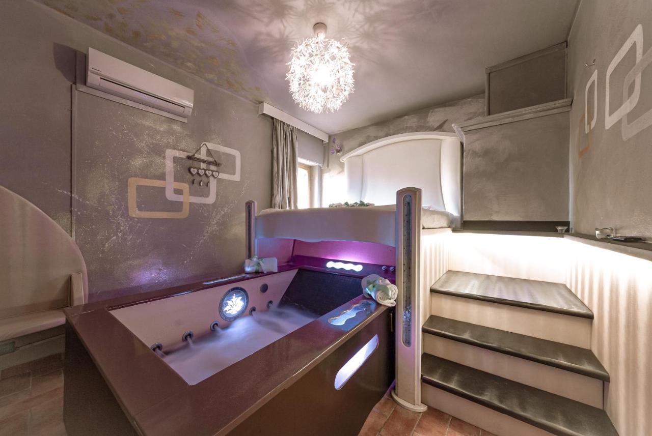 Il Nido D'Amore - Lorenzana Colombaie Bed & Breakfast Luaran gambar