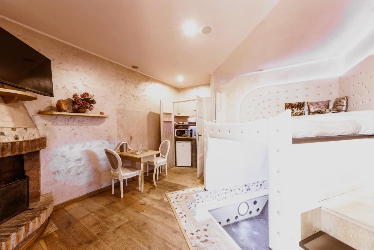 Il Nido D'Amore - Lorenzana Colombaie Bed & Breakfast Luaran gambar