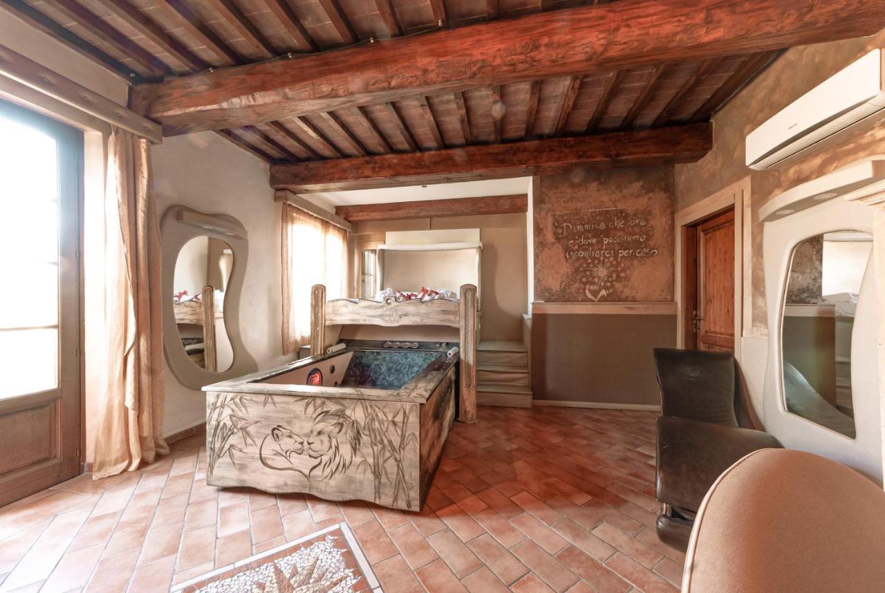 Il Nido D'Amore - Lorenzana Colombaie Bed & Breakfast Luaran gambar