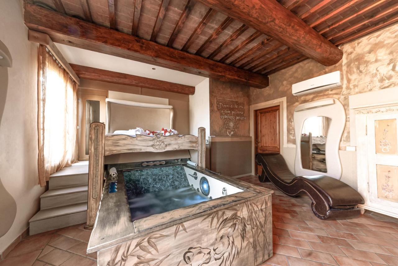 Il Nido D'Amore - Lorenzana Colombaie Bed & Breakfast Luaran gambar