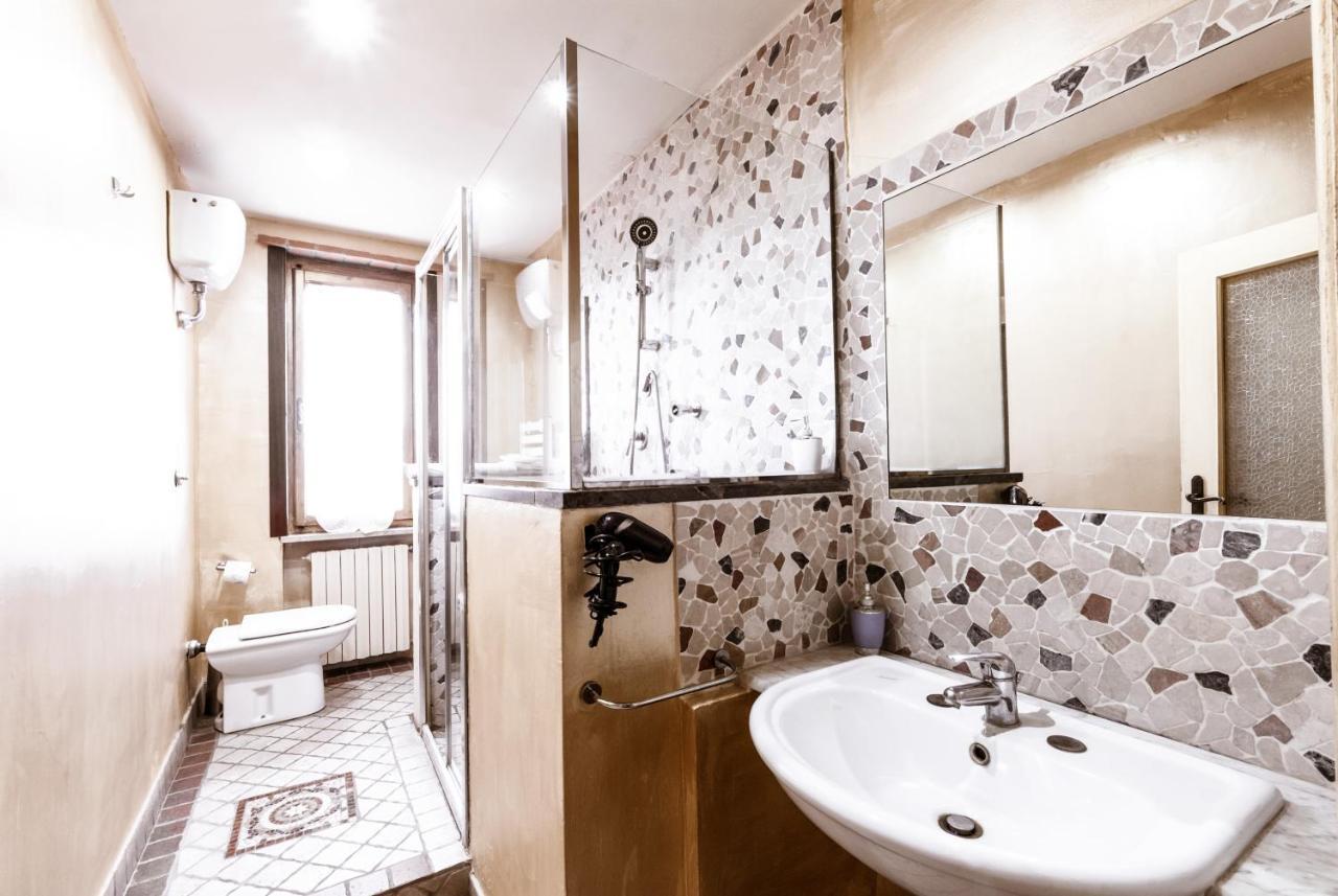 Il Nido D'Amore - Lorenzana Colombaie Bed & Breakfast Luaran gambar