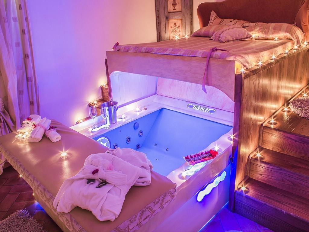 Il Nido D'Amore - Lorenzana Colombaie Bed & Breakfast Luaran gambar