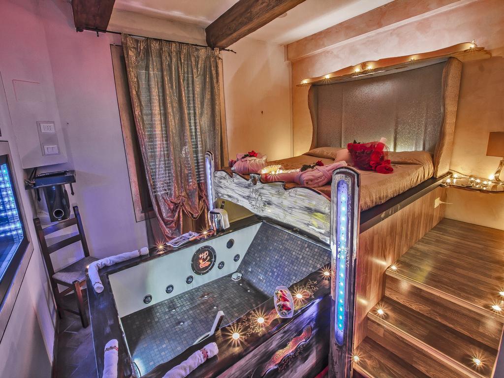 Il Nido D'Amore - Lorenzana Colombaie Bed & Breakfast Luaran gambar