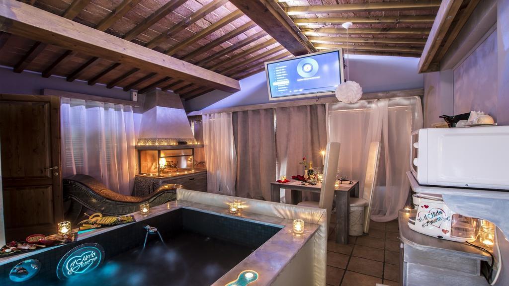 Il Nido D'Amore - Lorenzana Colombaie Bed & Breakfast Luaran gambar